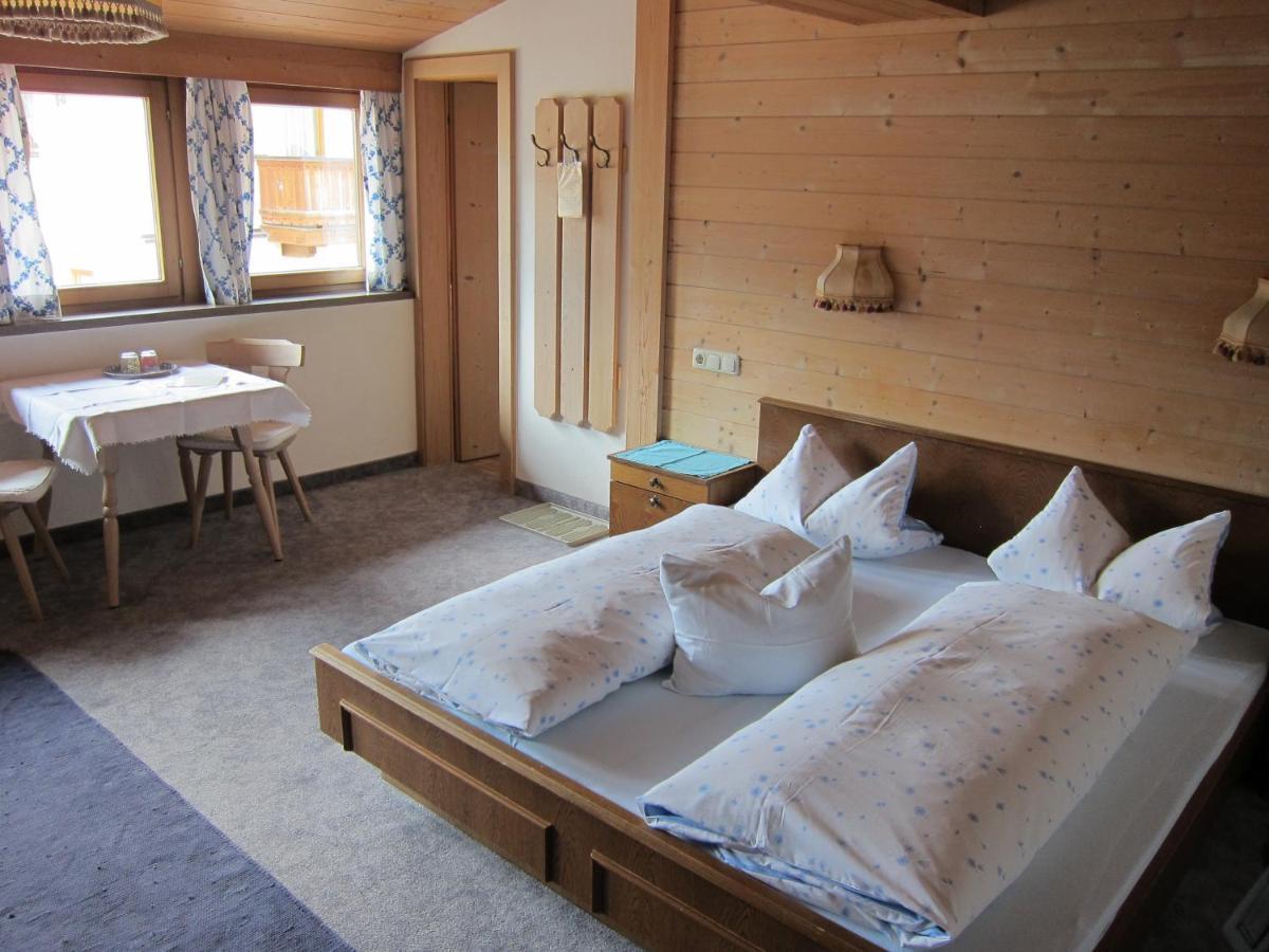 Gaestehaus Valentina Майрхофен Экстерьер фото